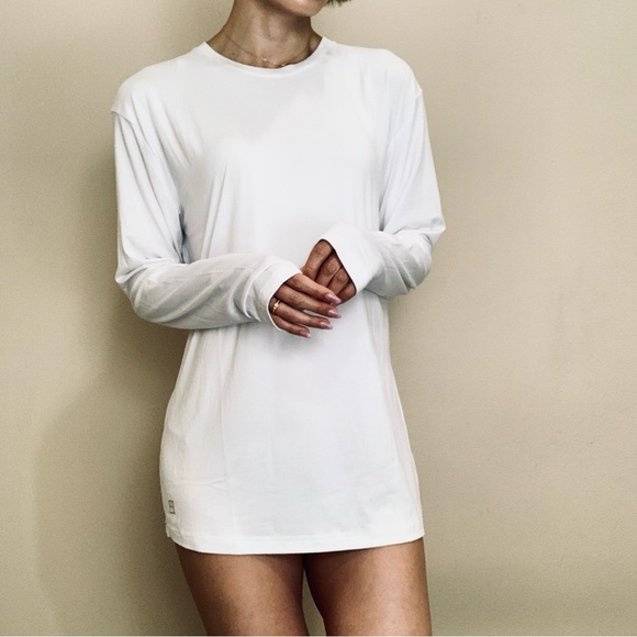 Brand new plain white top - Picture 1 of 12